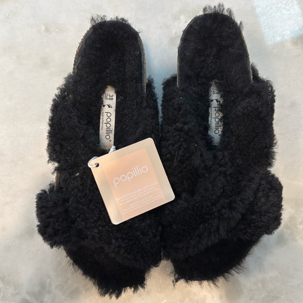 Papillio Birkenstock Black Shearling fuzzy Sandals size 38 7 7.5 NWT